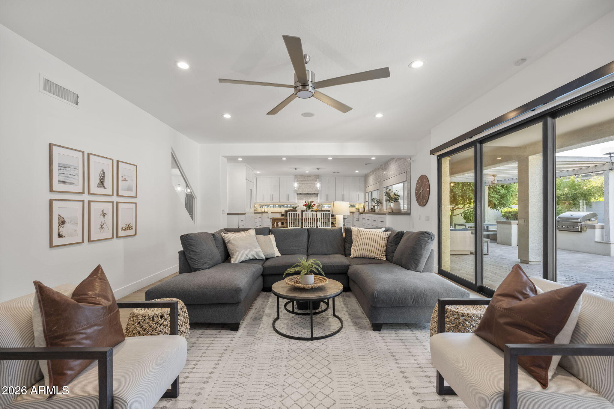 2682 W CARLA VISTA Drive