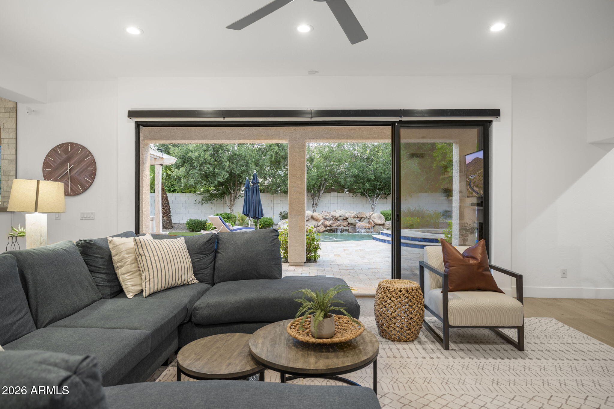 2682 W CARLA VISTA Drive