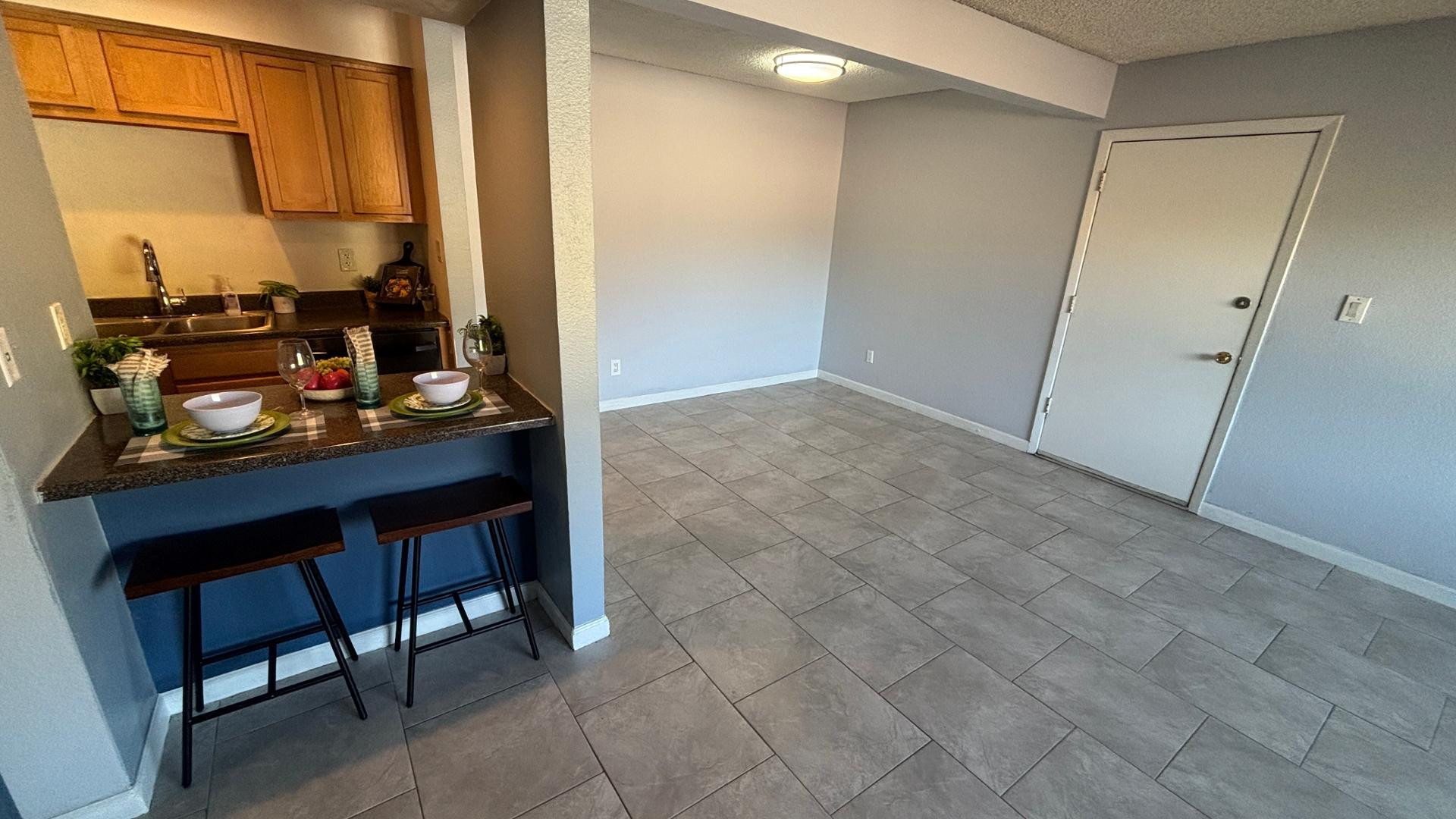 1130 E Butler Drive Apt B4