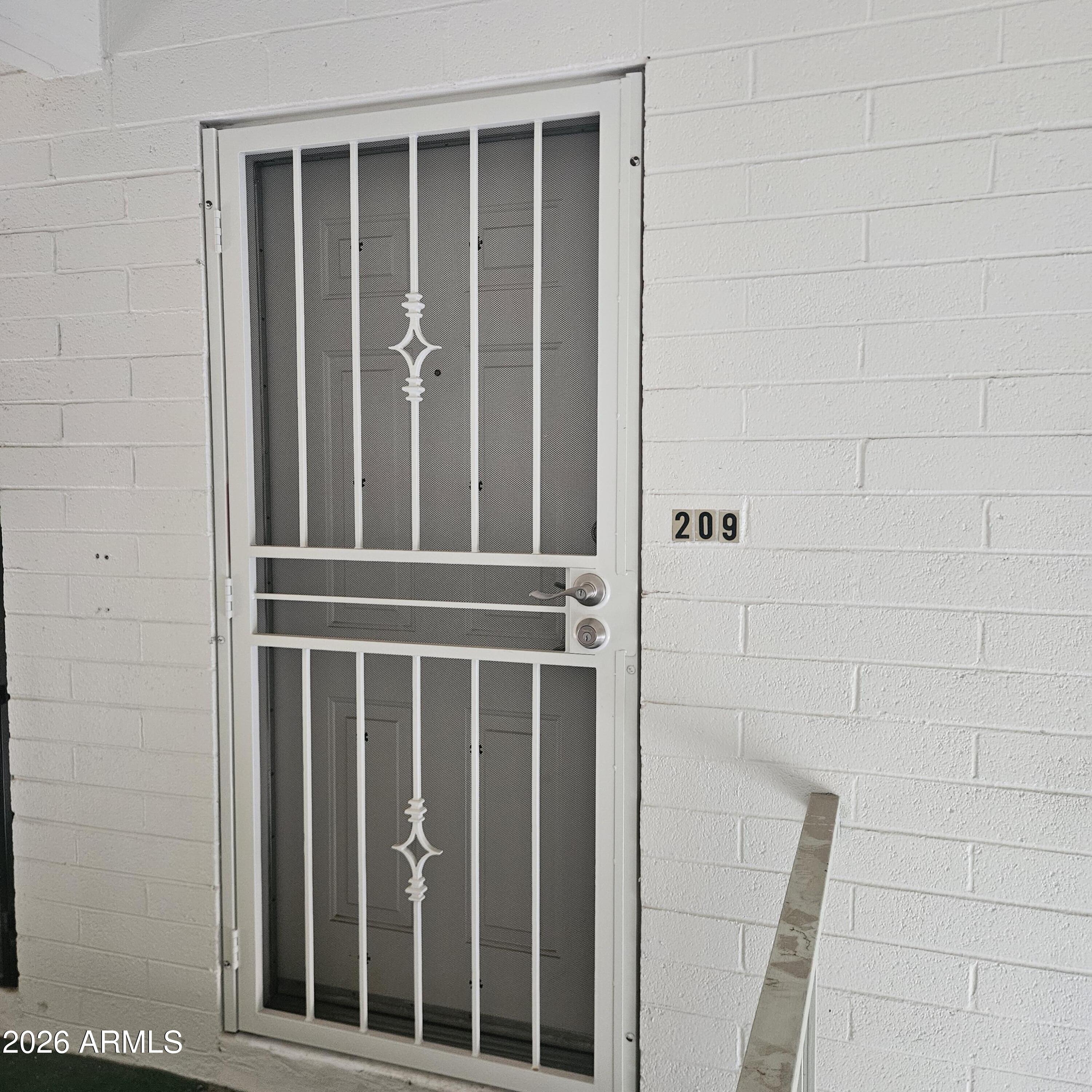 2575 W BERRIDGE Lane D209