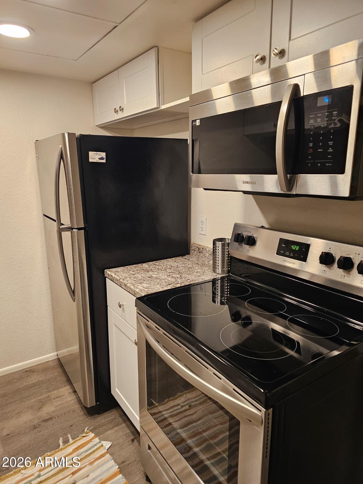 Properties 4 461 W HOLMES Avenue 350