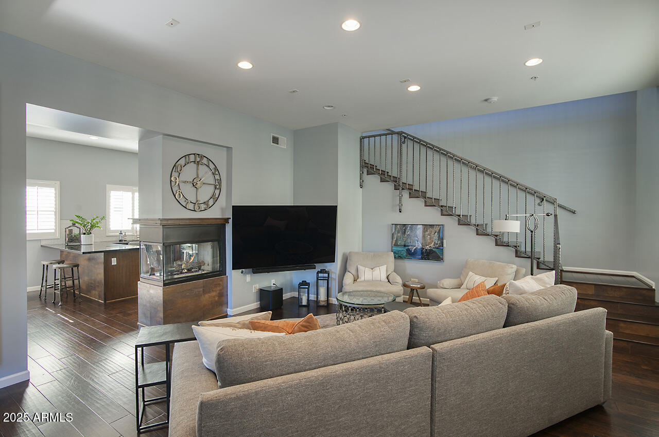 5010 N 34TH Street 3