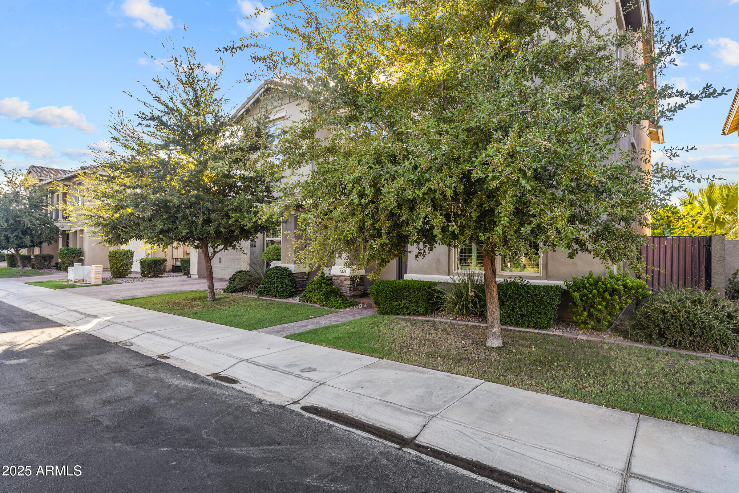 4322 S GARDENIA Drive
