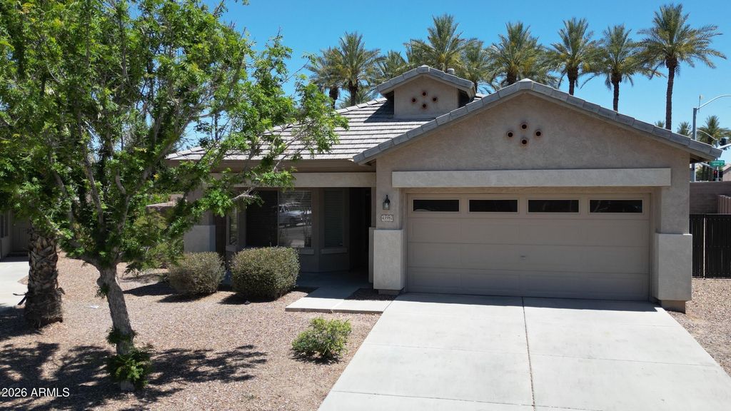 Photo of 43982 W Garden Lane, Maricopa, AZ 85139 (MLS # 7025543)