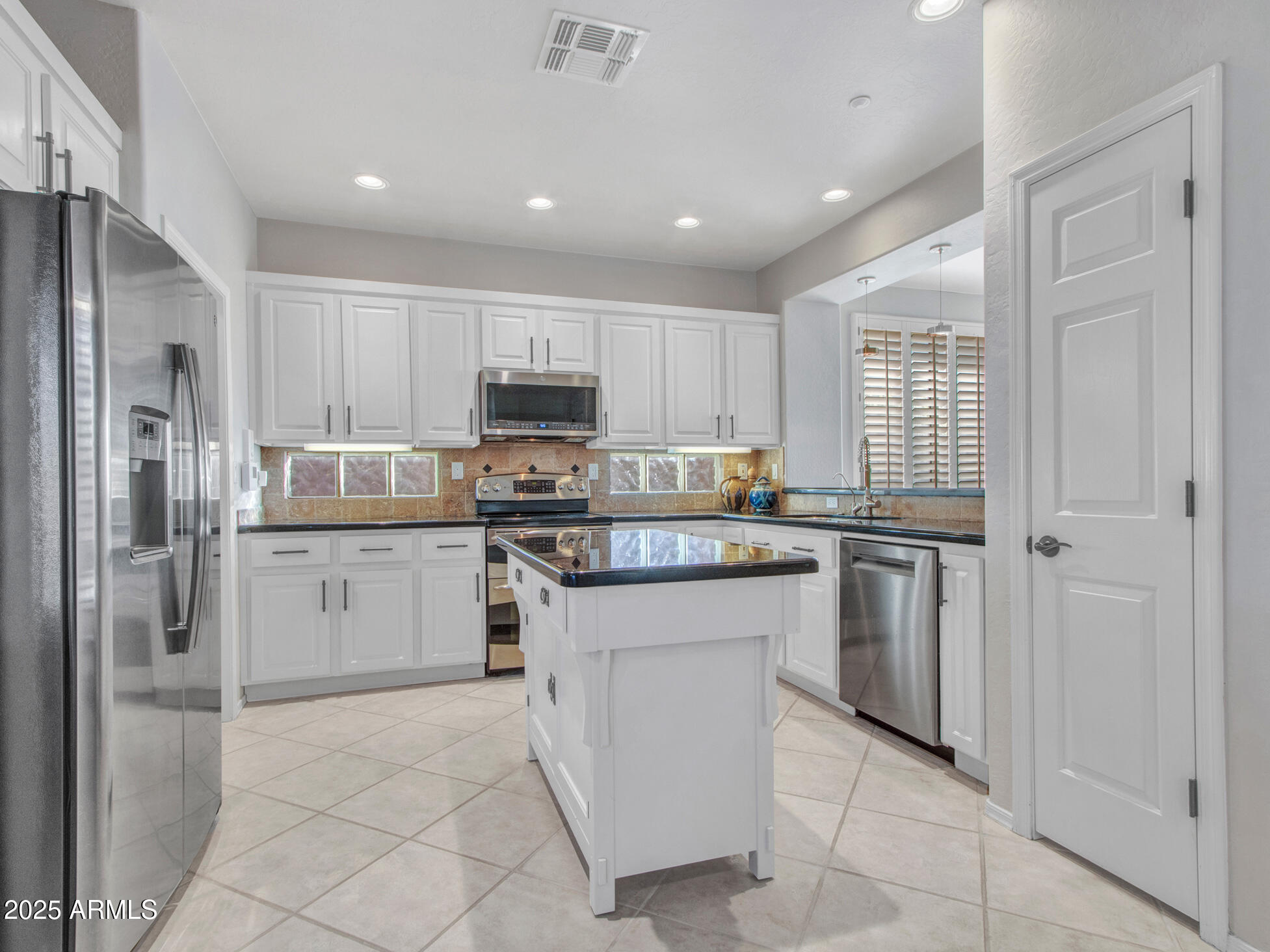 ANTHEM COUNTRY CLUB UNIT 5 CROOKED STICK 3RD AMD - Residential