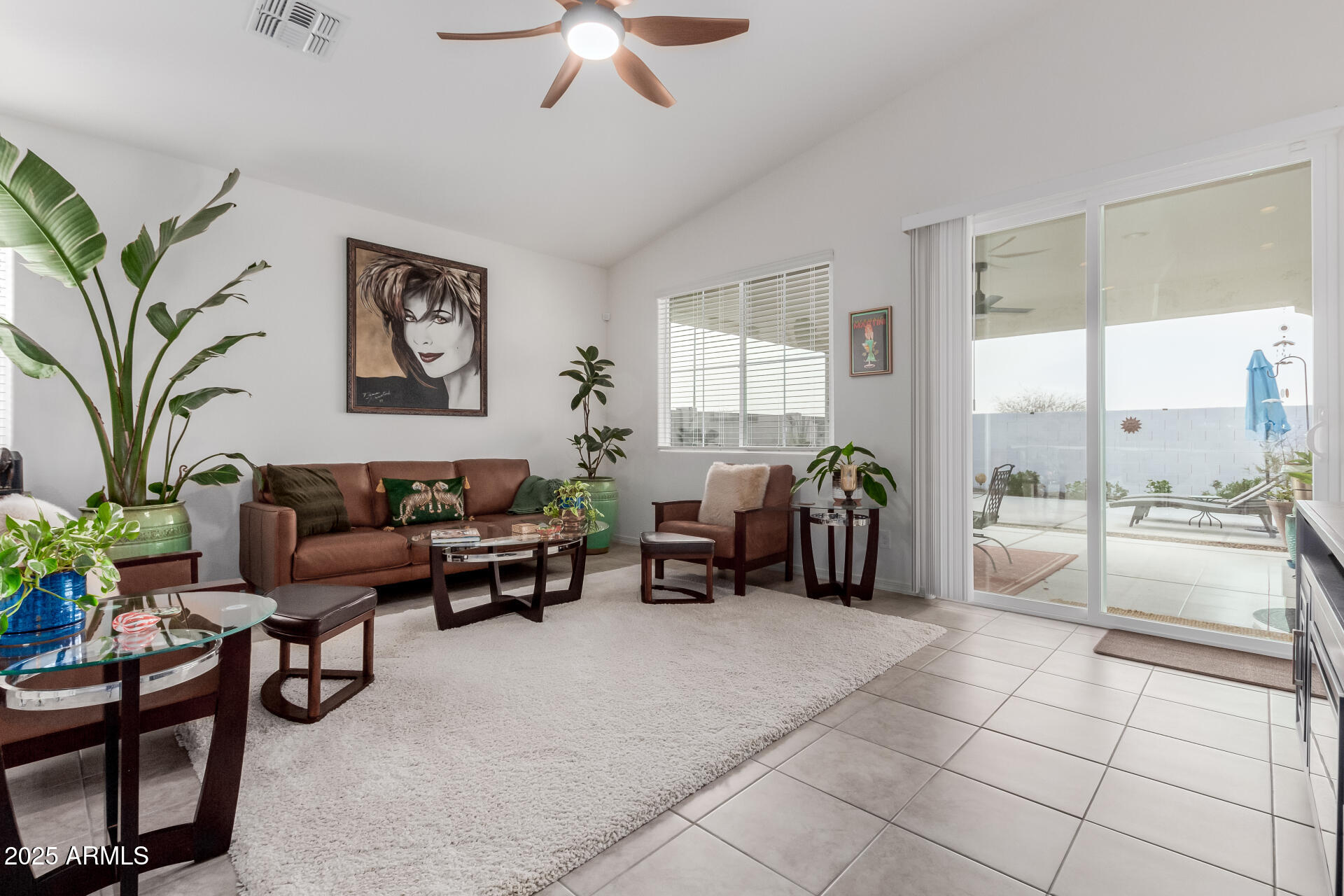 Casa Grande, Arizona 85122, United States, 3 Bedrooms Bedrooms, ,2 BathroomsBathrooms,Residential,Active,19947