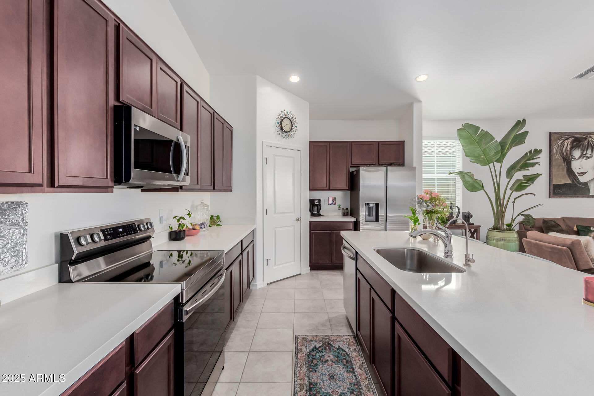 Casa Grande, Arizona 85122, United States, 3 Bedrooms Bedrooms, ,2 BathroomsBathrooms,Residential,Active,19947