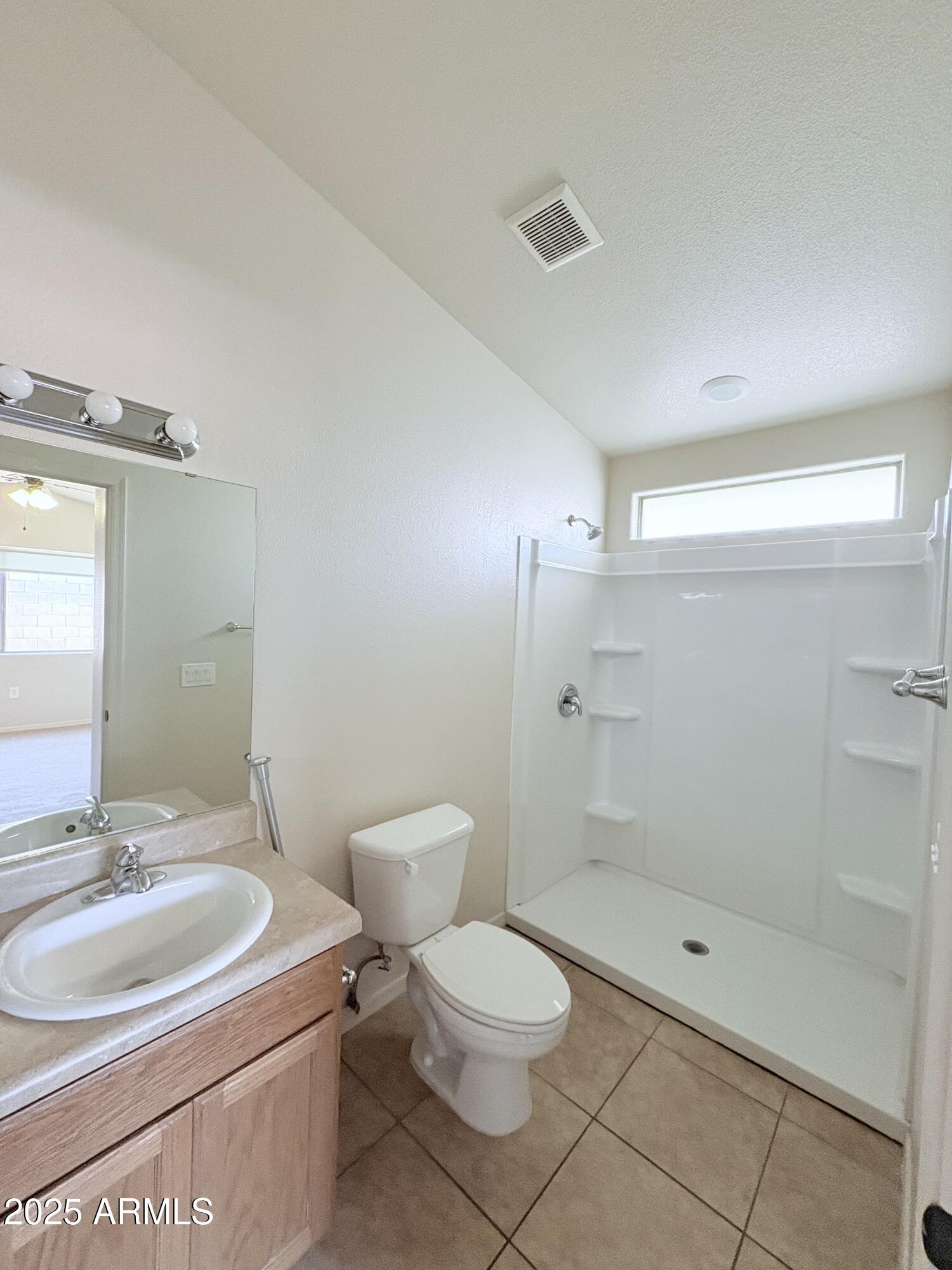 HOLIDAY AT PDS PHASE 3 AMENDED - Residential Lease