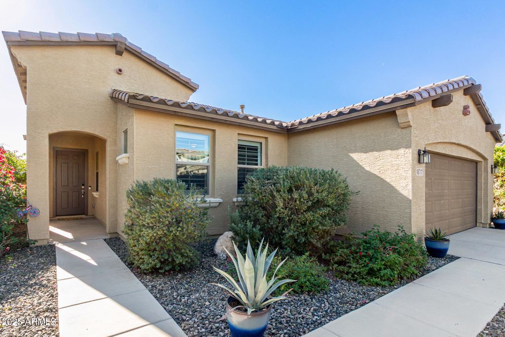 Photo of 18717 W Georgia Avenue, Litchfield Park, AZ 85340 (MLS # 6958059)