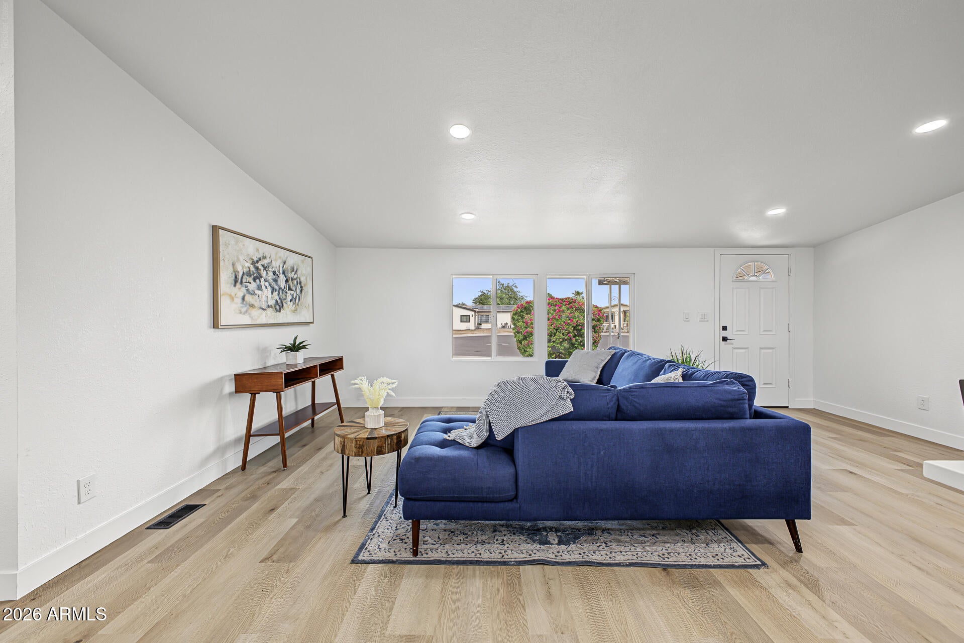 2843 E PIUTE Avenue