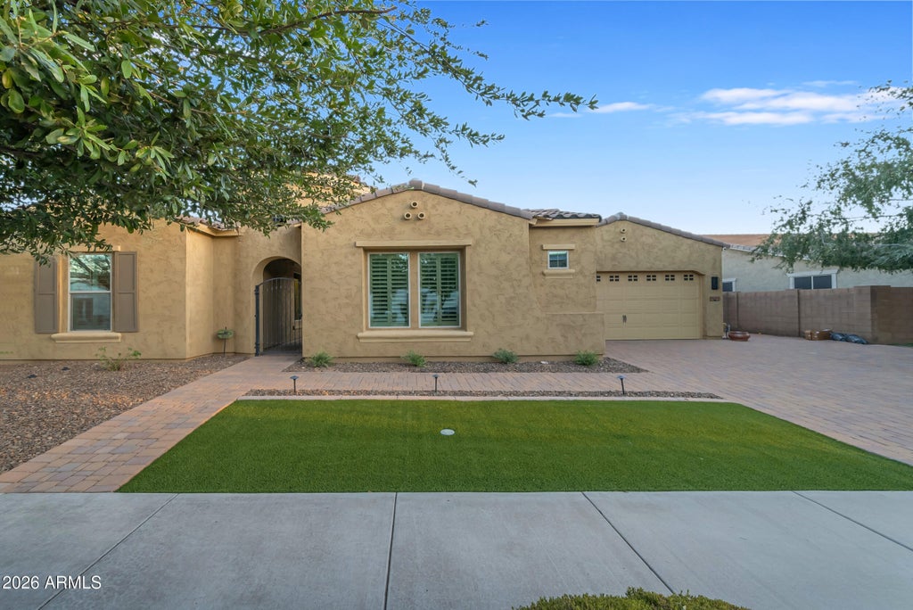 Photo of 20093 E Quintero Road, Queen Creek, AZ 85142 (MLS # 7072294)