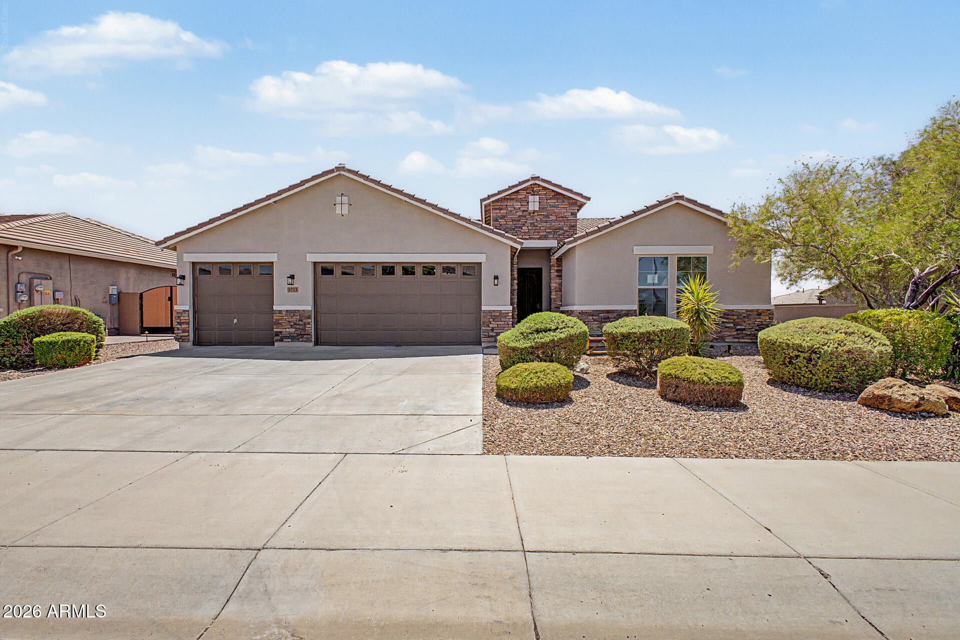 3773 W ABRAMS Drive