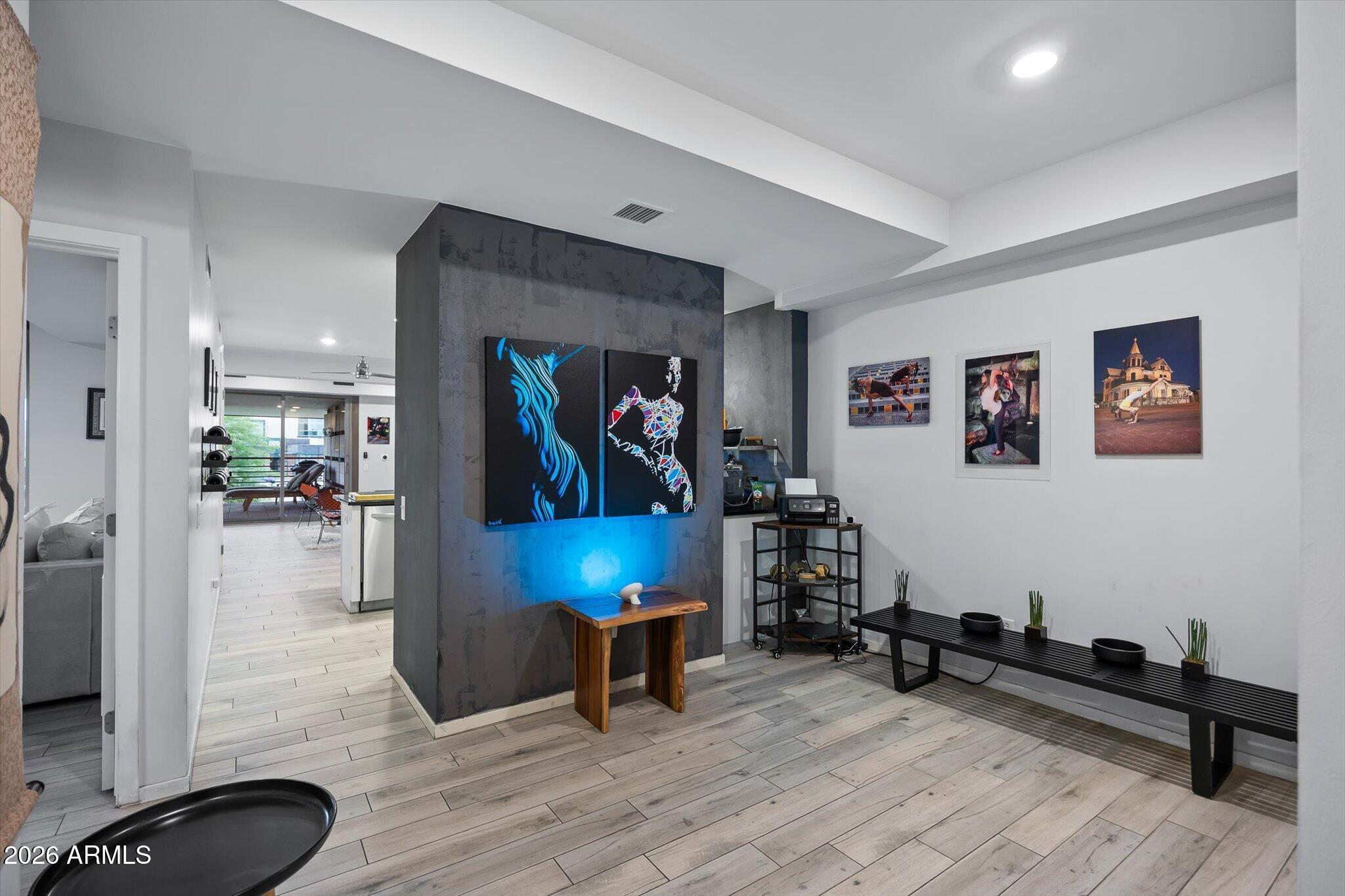 7157 E RANCHO VISTA Drive 2005