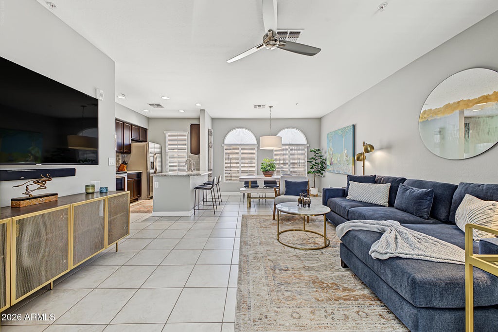 Photo of 240 W Juniper Avenue #1040, Gilbert, AZ 85233 (MLS # 7094272)
