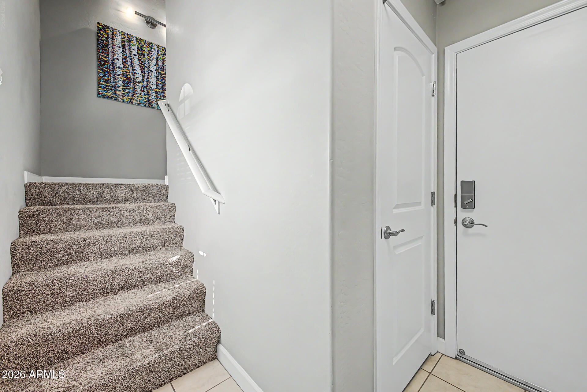240 W JUNIPER Avenue 1040