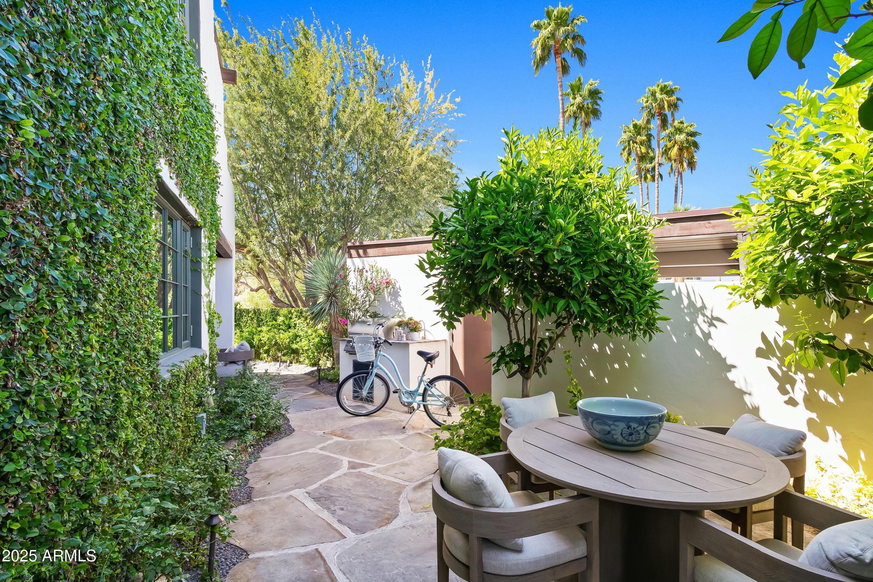 5101 N CASA BLANCA Drive 25