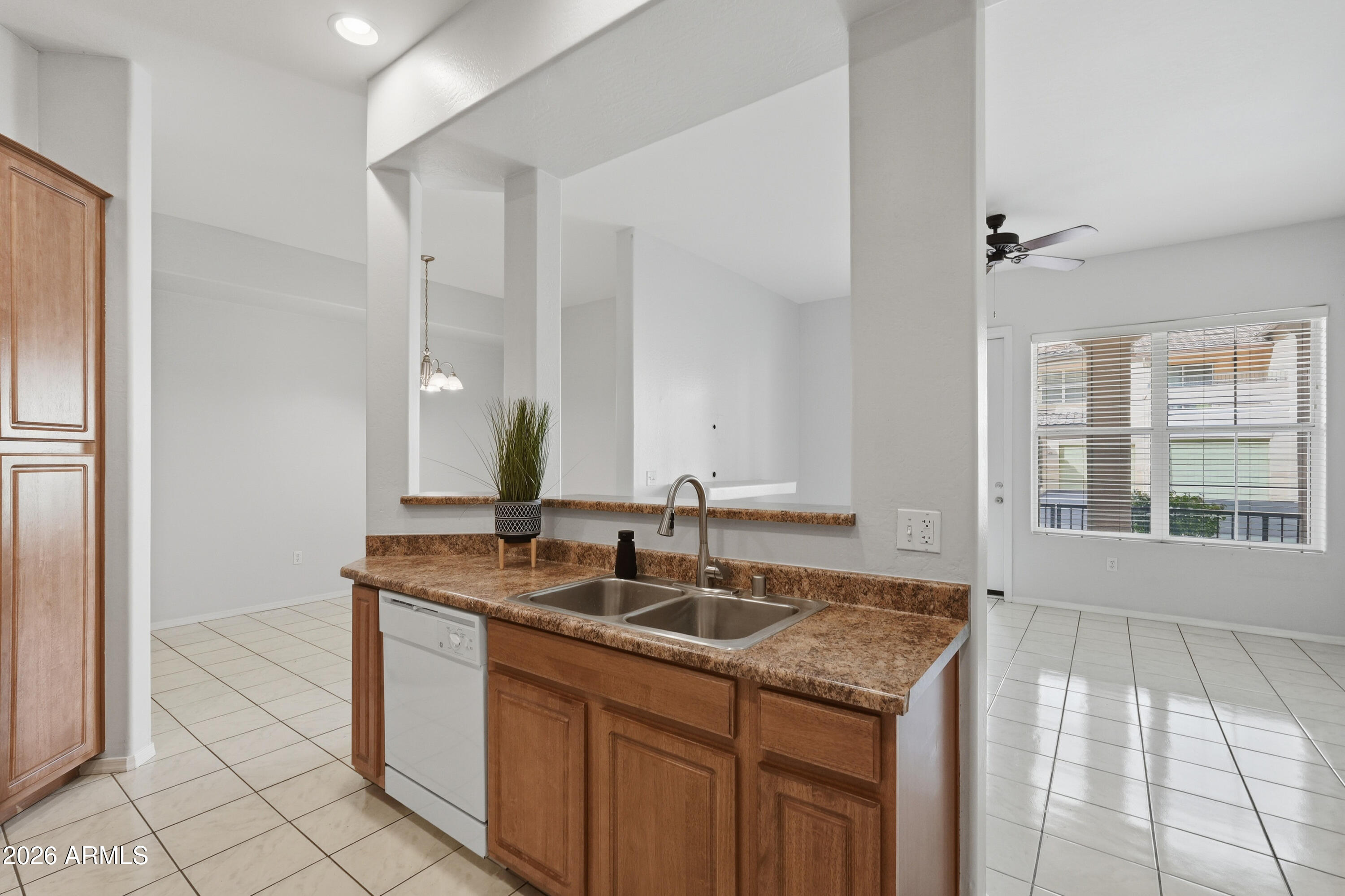 14575 W MOUNTAIN VIEW Boulevard 11101