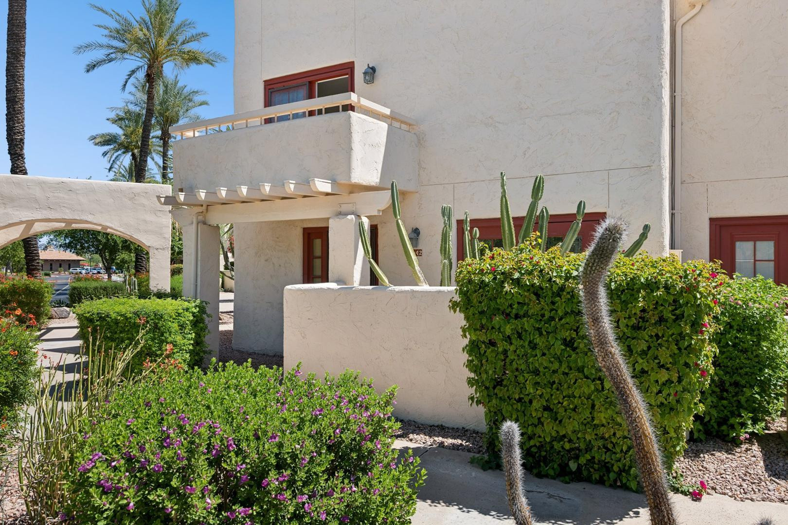 6150 N Scottsdale Road Unit 42