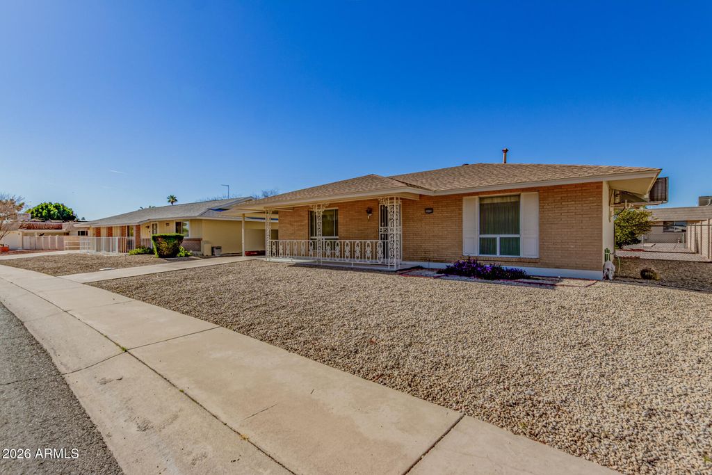 Photo of 10726 W Camelot Circle, Sun City, AZ 85351 (MLS # 6979775)