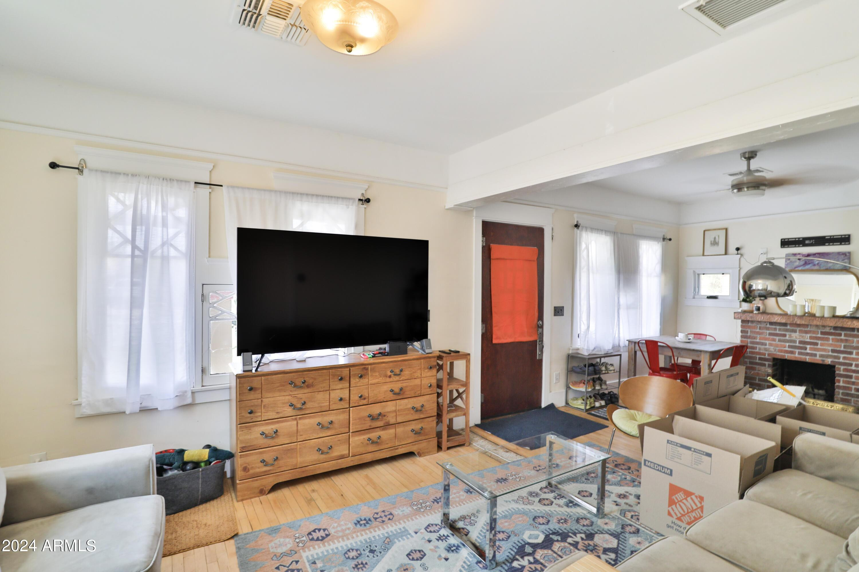 1238 E McKinley Street