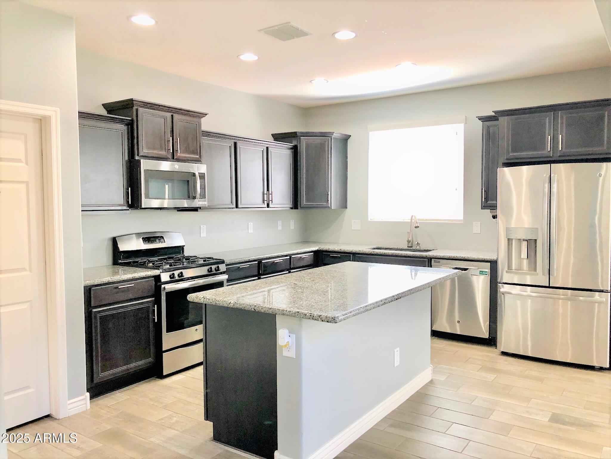 2397 E Hazeltine Way