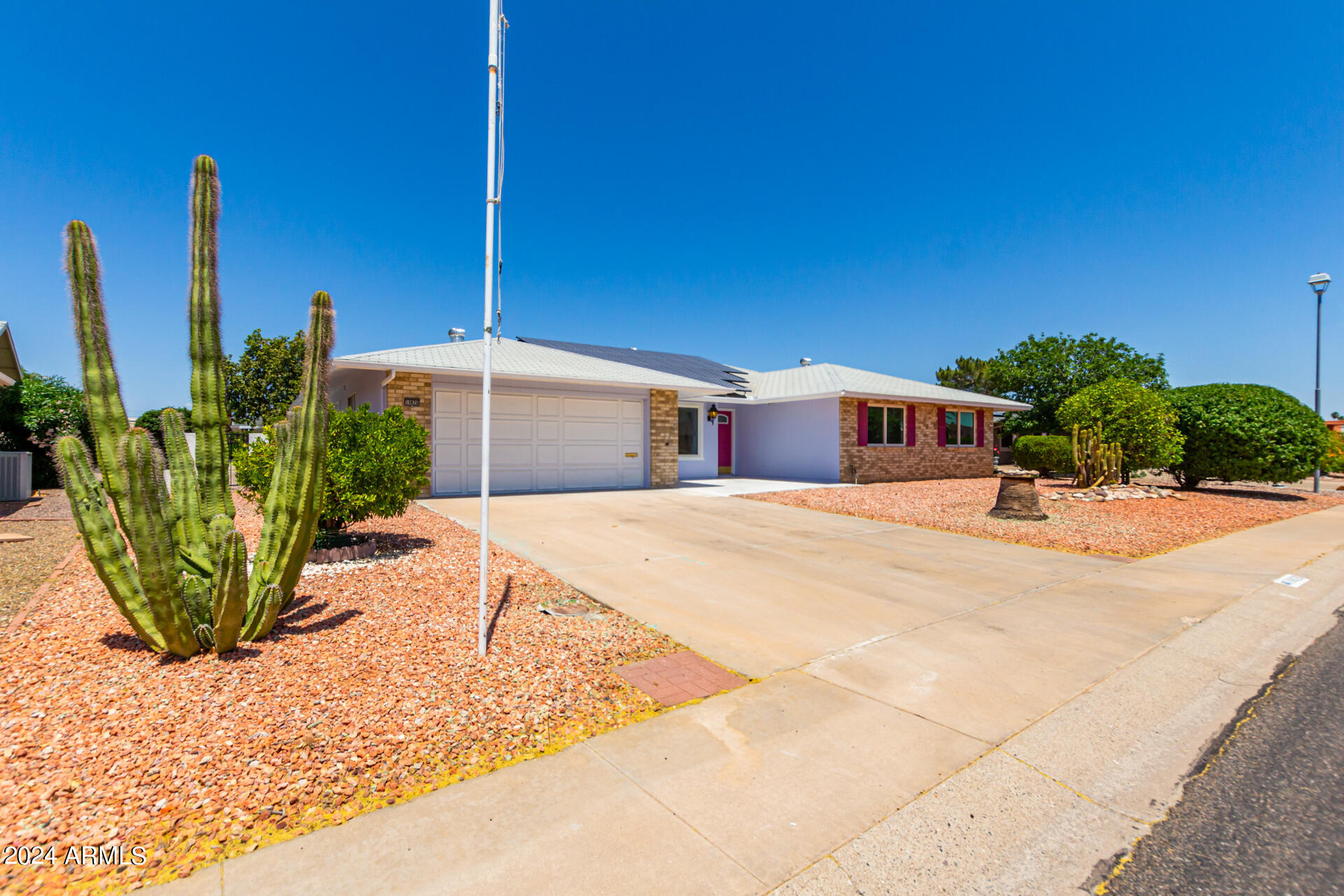 10826 W LOMA BLANCA Drive .