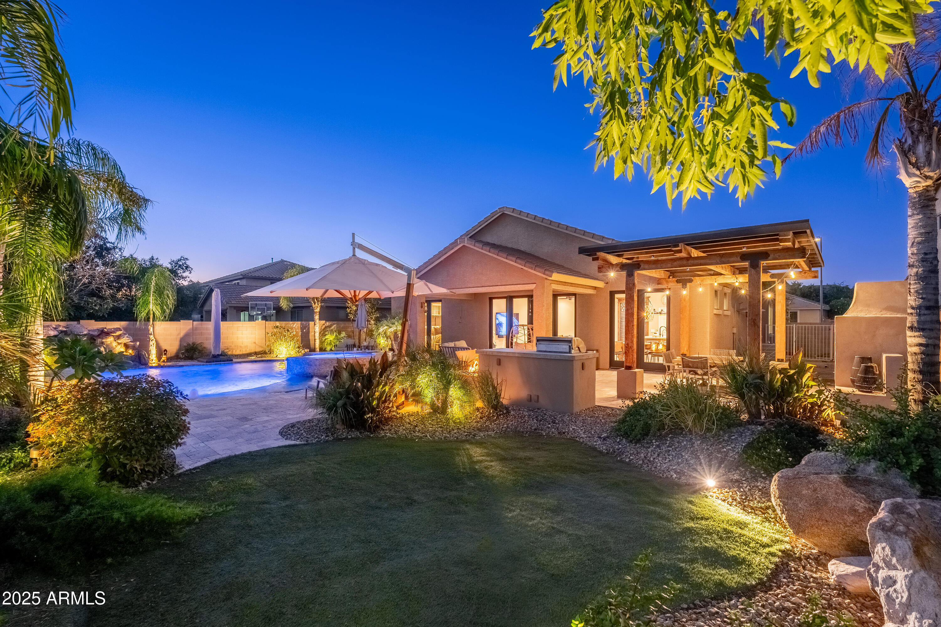 5435 W QUAIL TRACK Drive