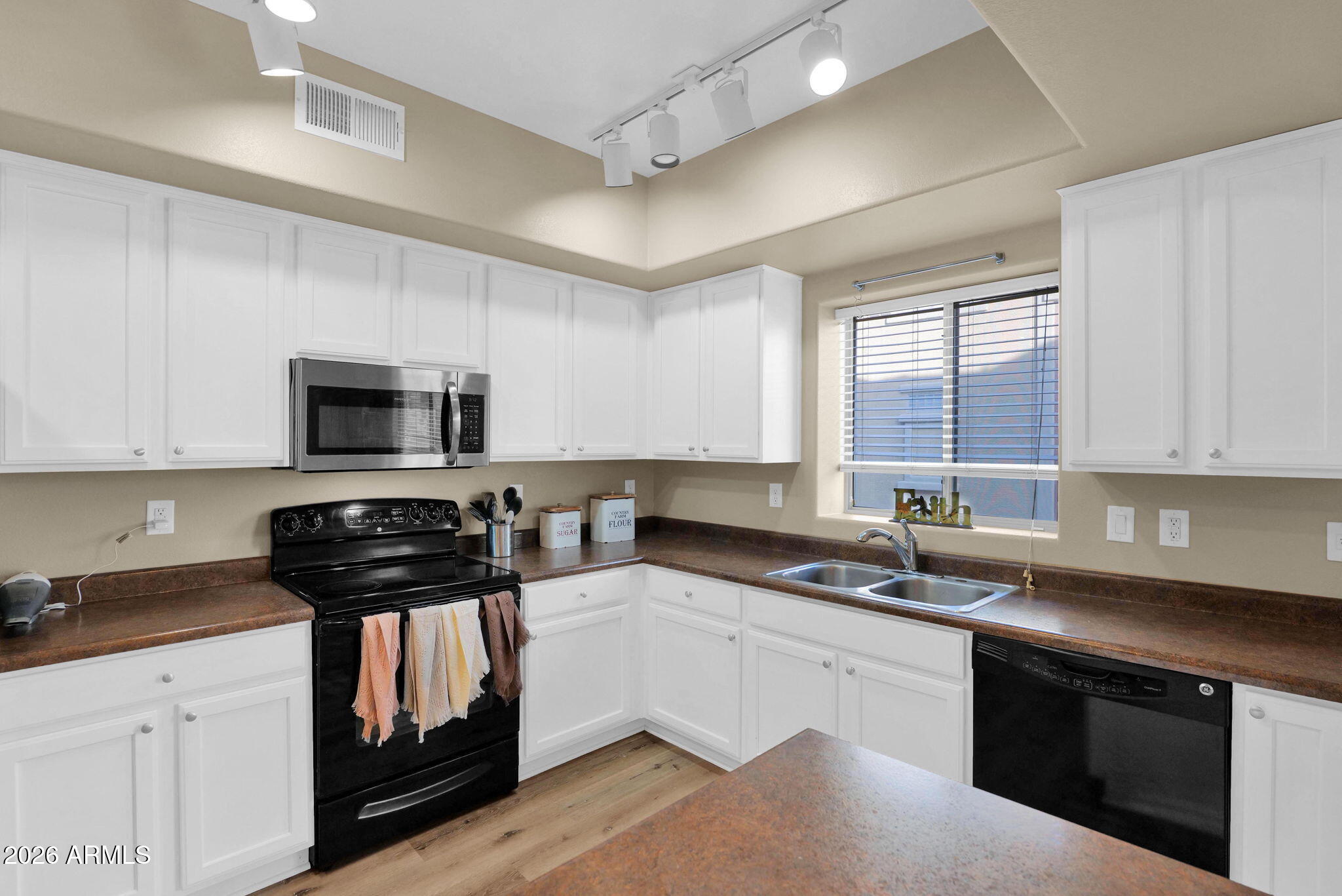 900 S 94TH Street 1092