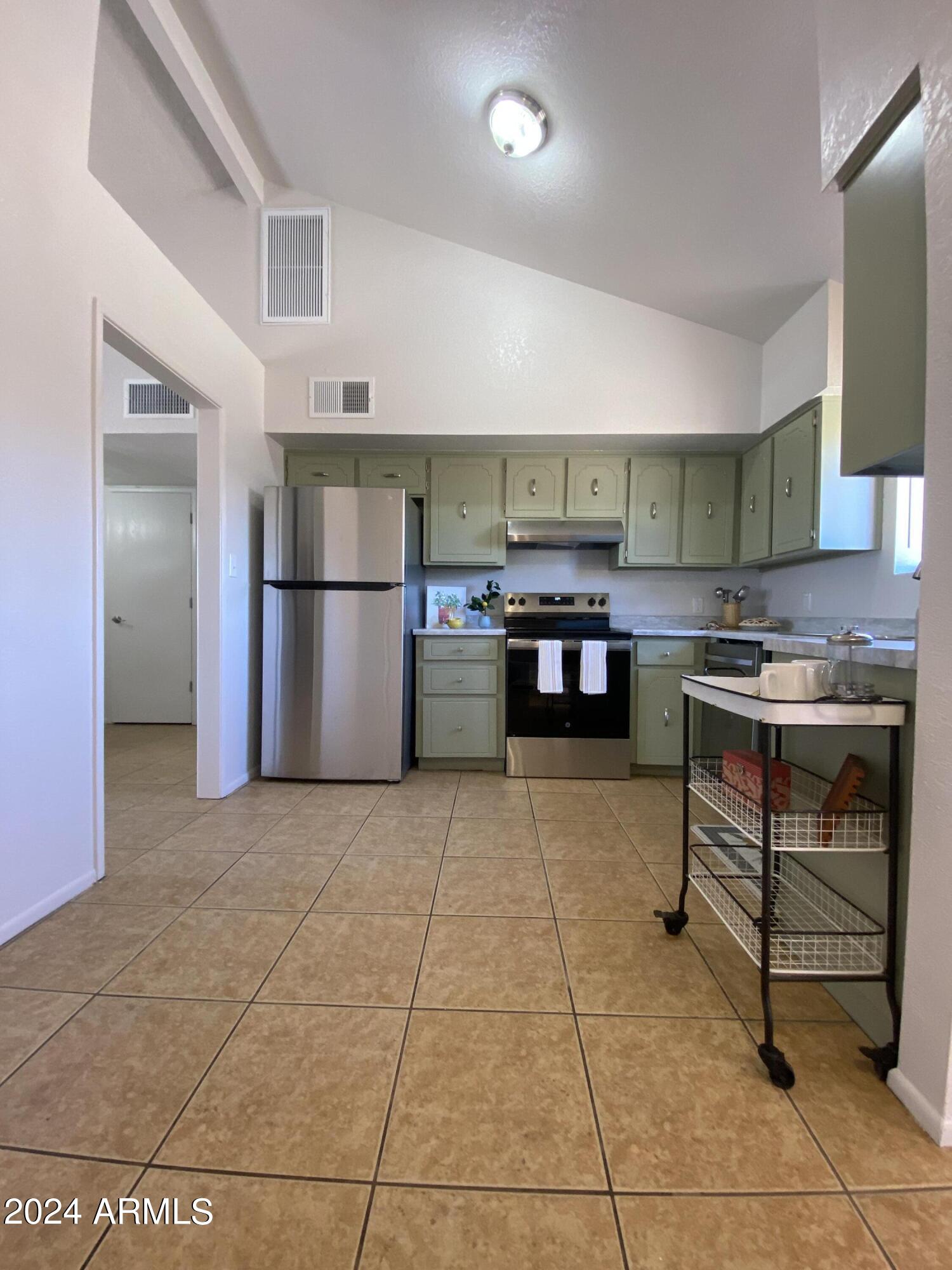 THE MEADOWS - Residential