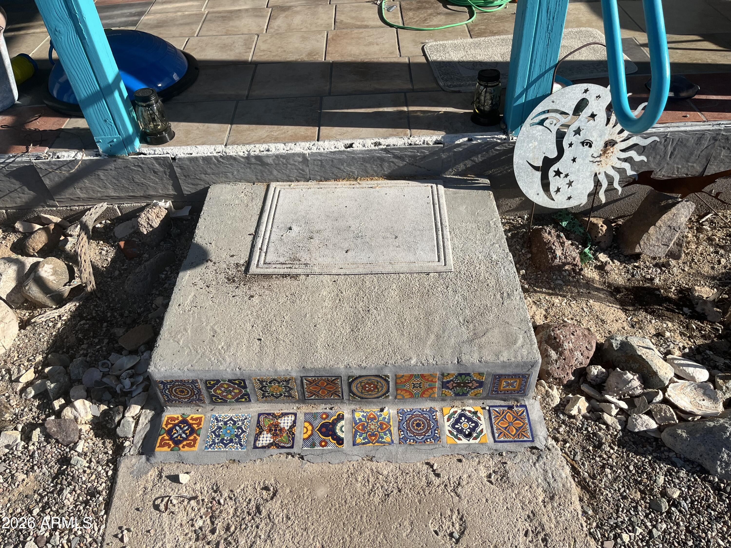 640 W ROCALLA Avenue