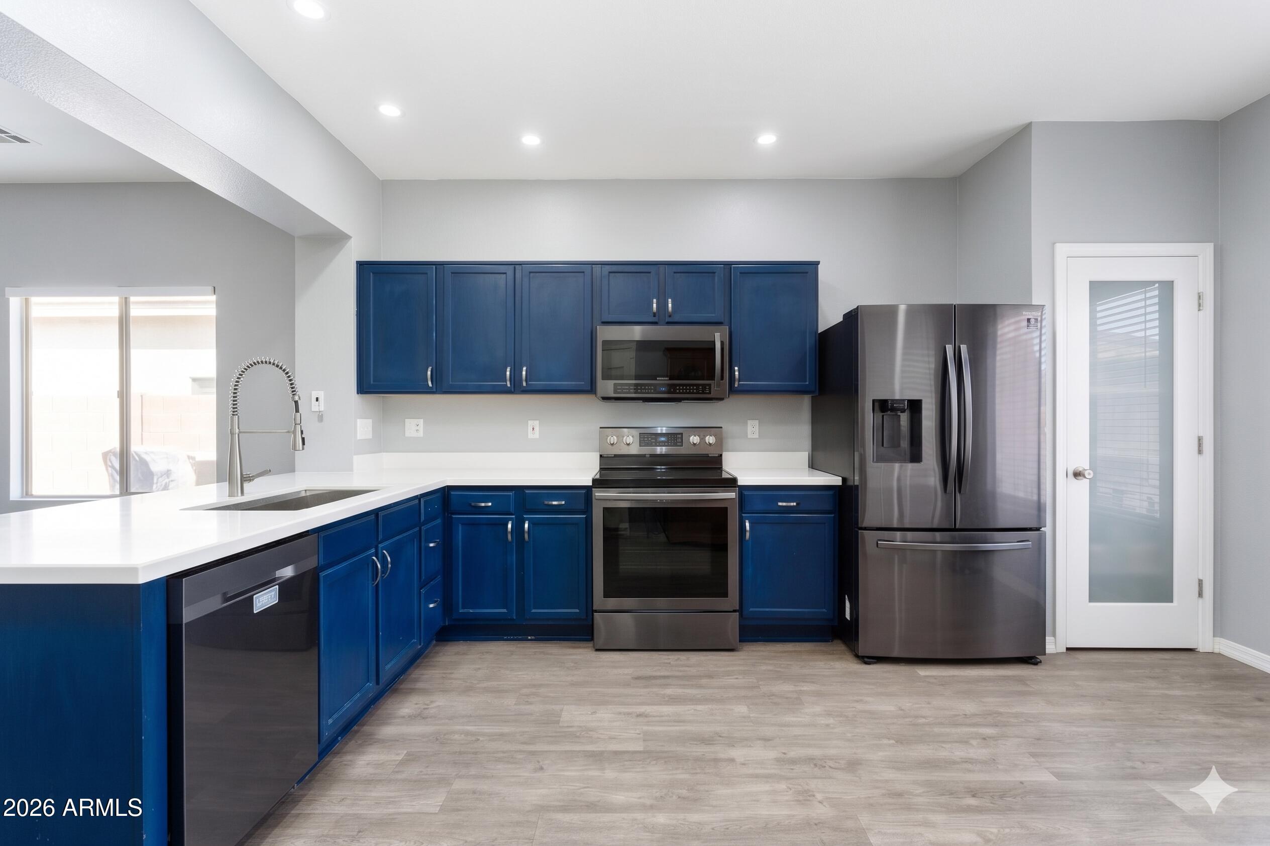 1004 S SOMERSET --