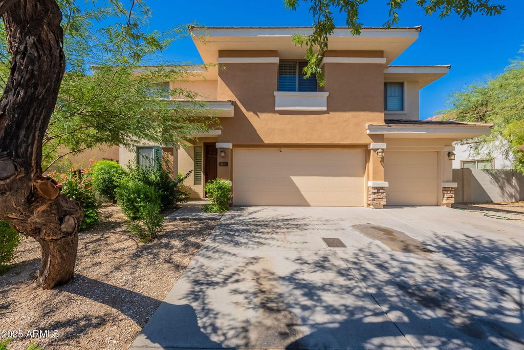 Photo of 138 N 110th Avenue, Avondale, AZ 85323 (MLS # 6925426)