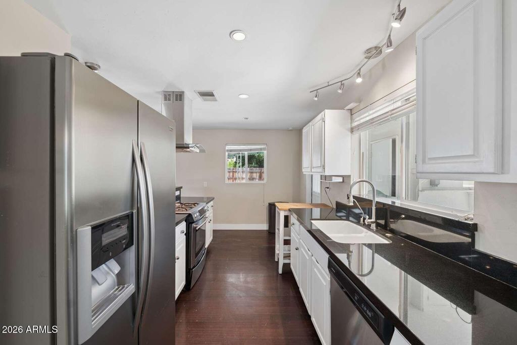 Photo of 3817 N 49th Place, Phoenix, AZ 85018 (MLS # 7030264)