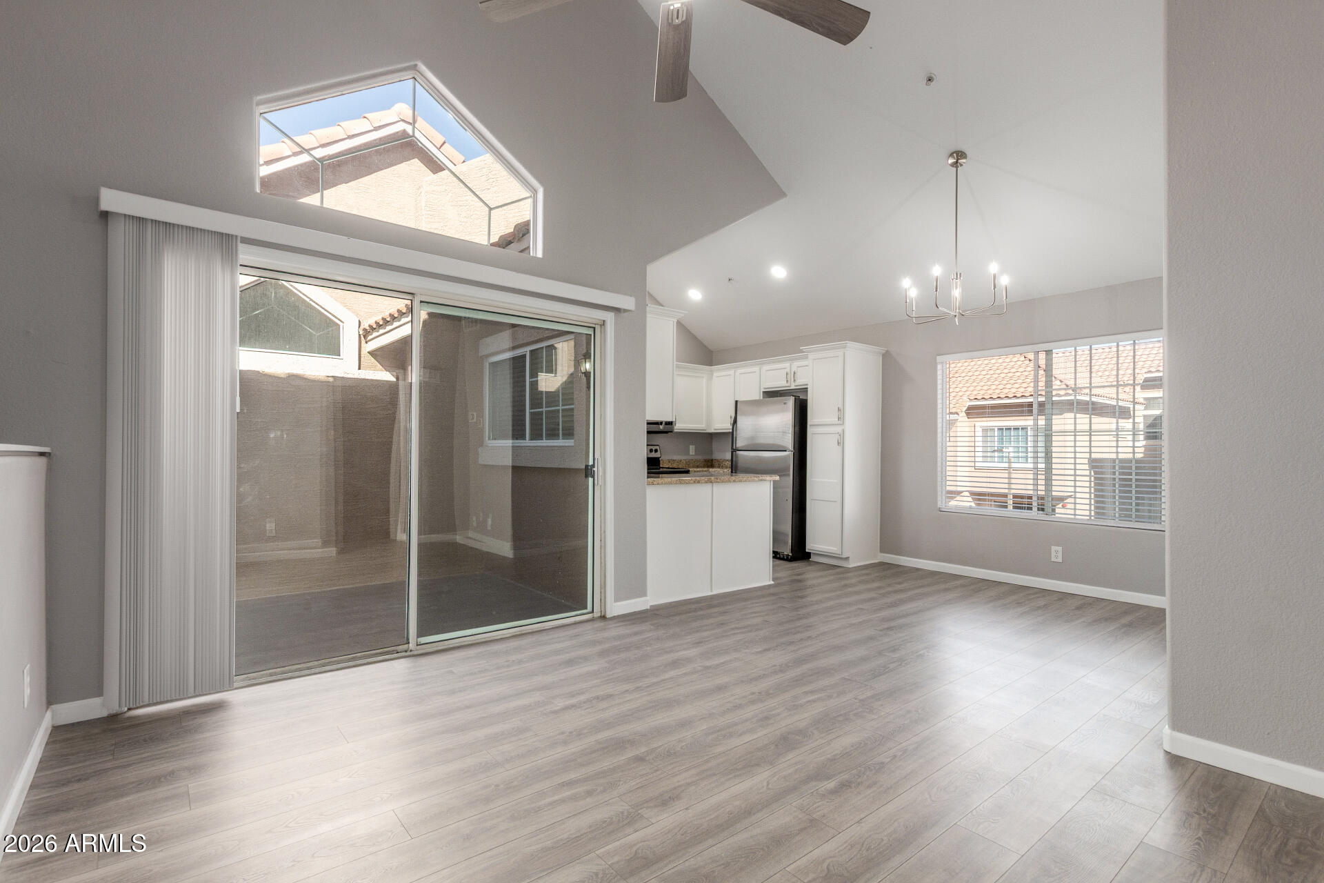 1633 E LAKESIDE Drive 67