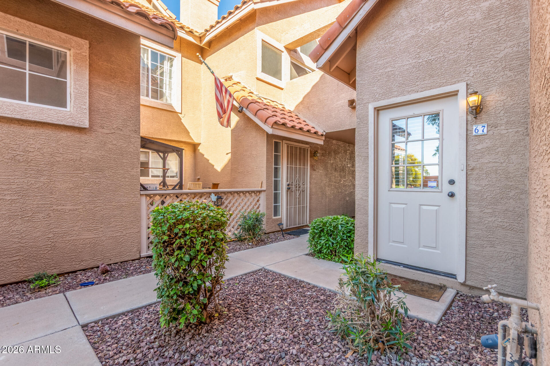 1633 E LAKESIDE Drive 67