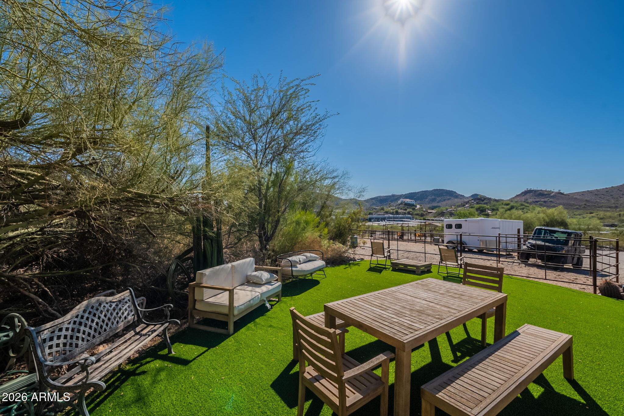 1902 E CORTEZ Street