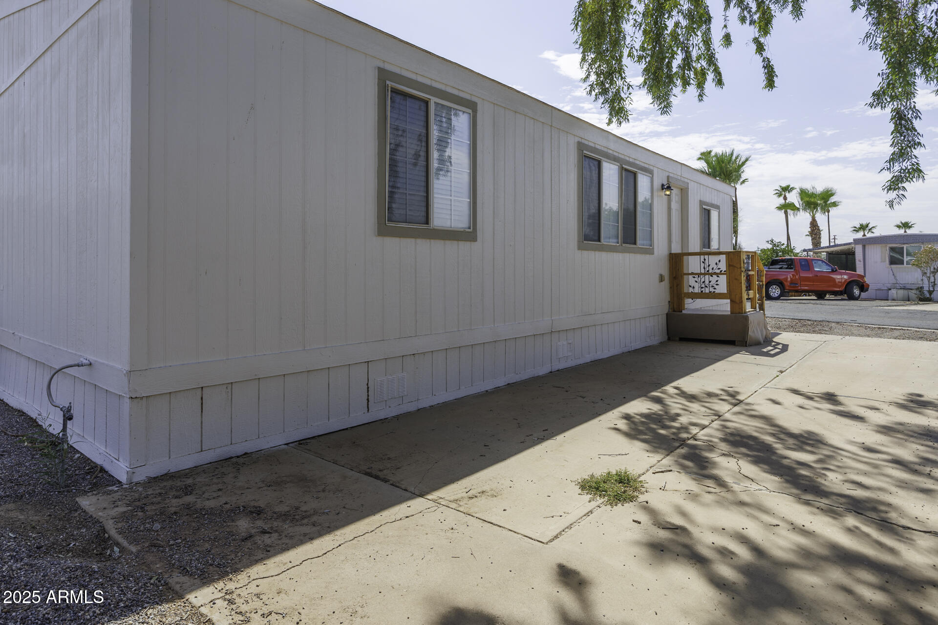 120 W O'NEIL Drive 58