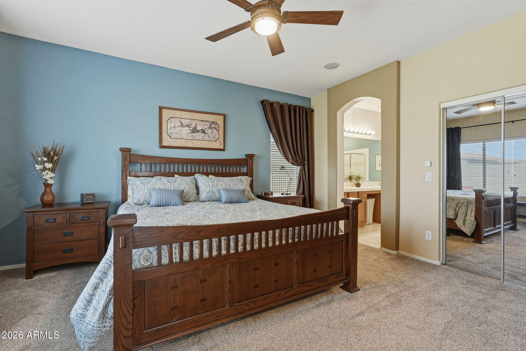 332 W SEVEN SEAS Drive