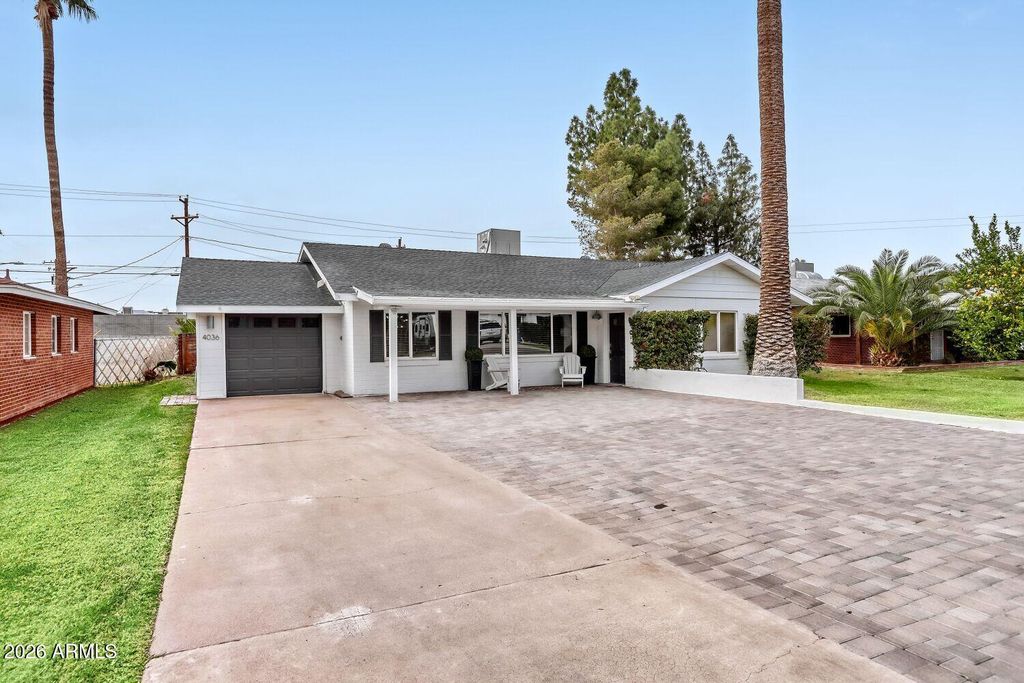 Photo of 4036 N 40th Place, Phoenix, AZ 85018 (MLS # 6976299)