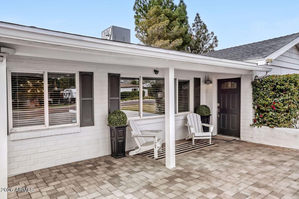 Photo of 4036 N 40th Place, Phoenix, AZ 85018 (MLS # 6976299)