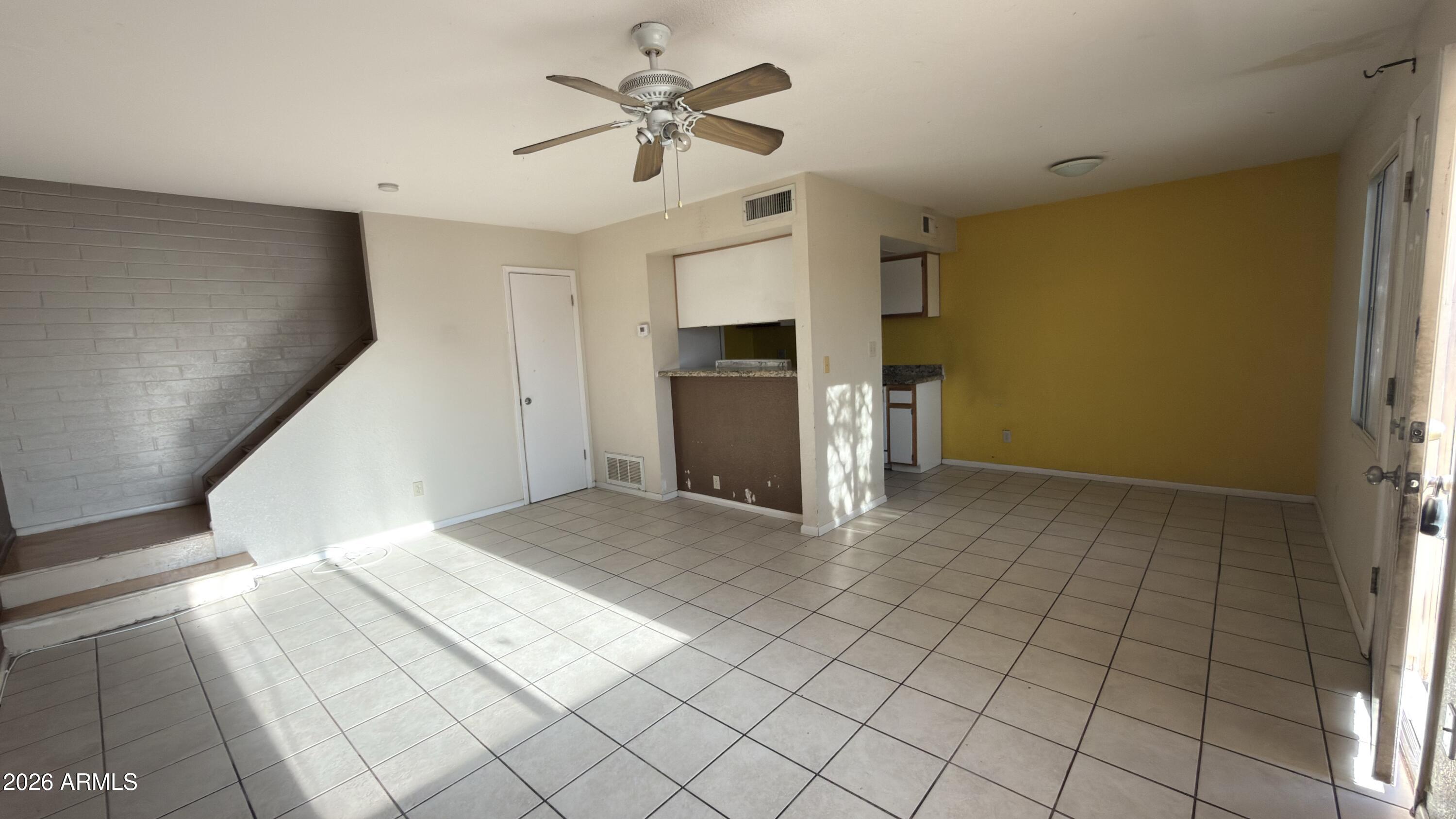 4605 E PUEBLO Avenue