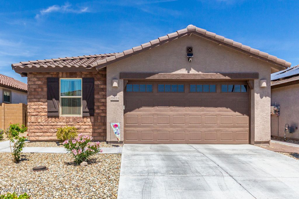 Photo of 19414 W Highland Avenue, Litchfield Park, AZ 85340 (MLS # 6975173)