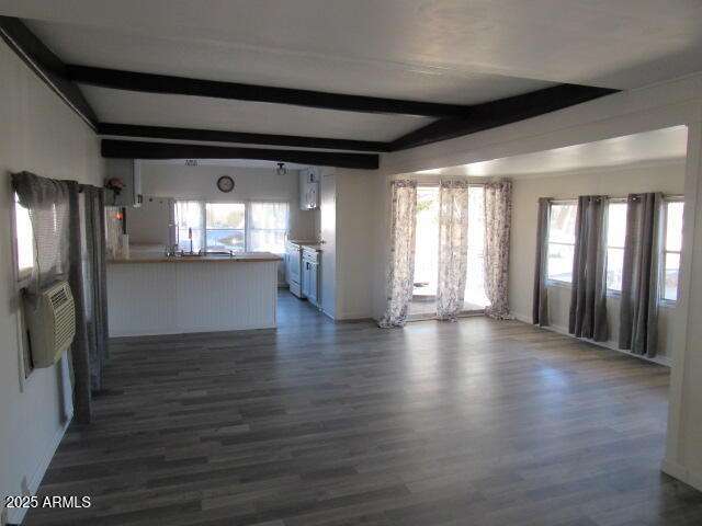 3411 S CAMINO SECO -- 401