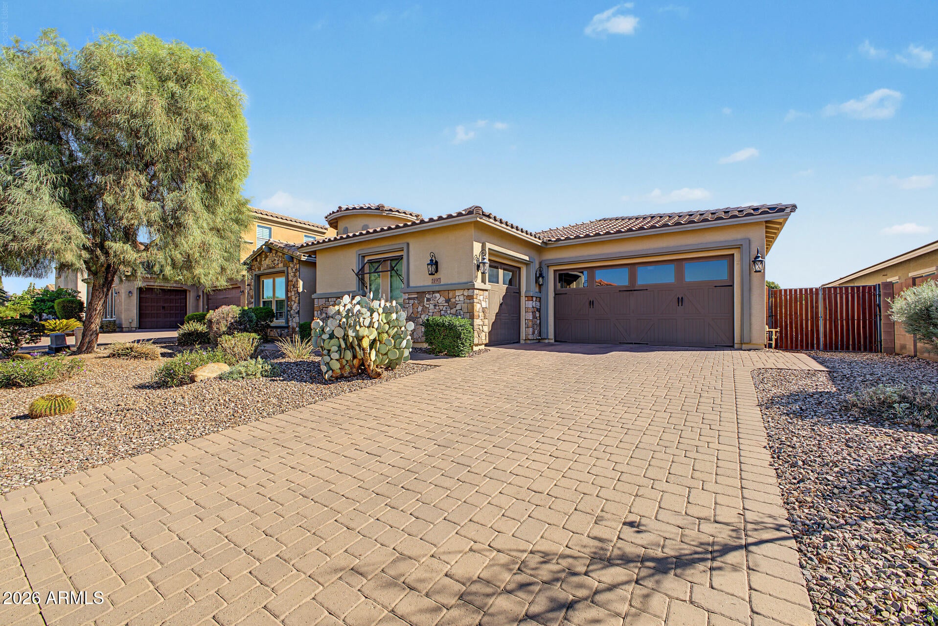 2197 E LINDRICK Drive