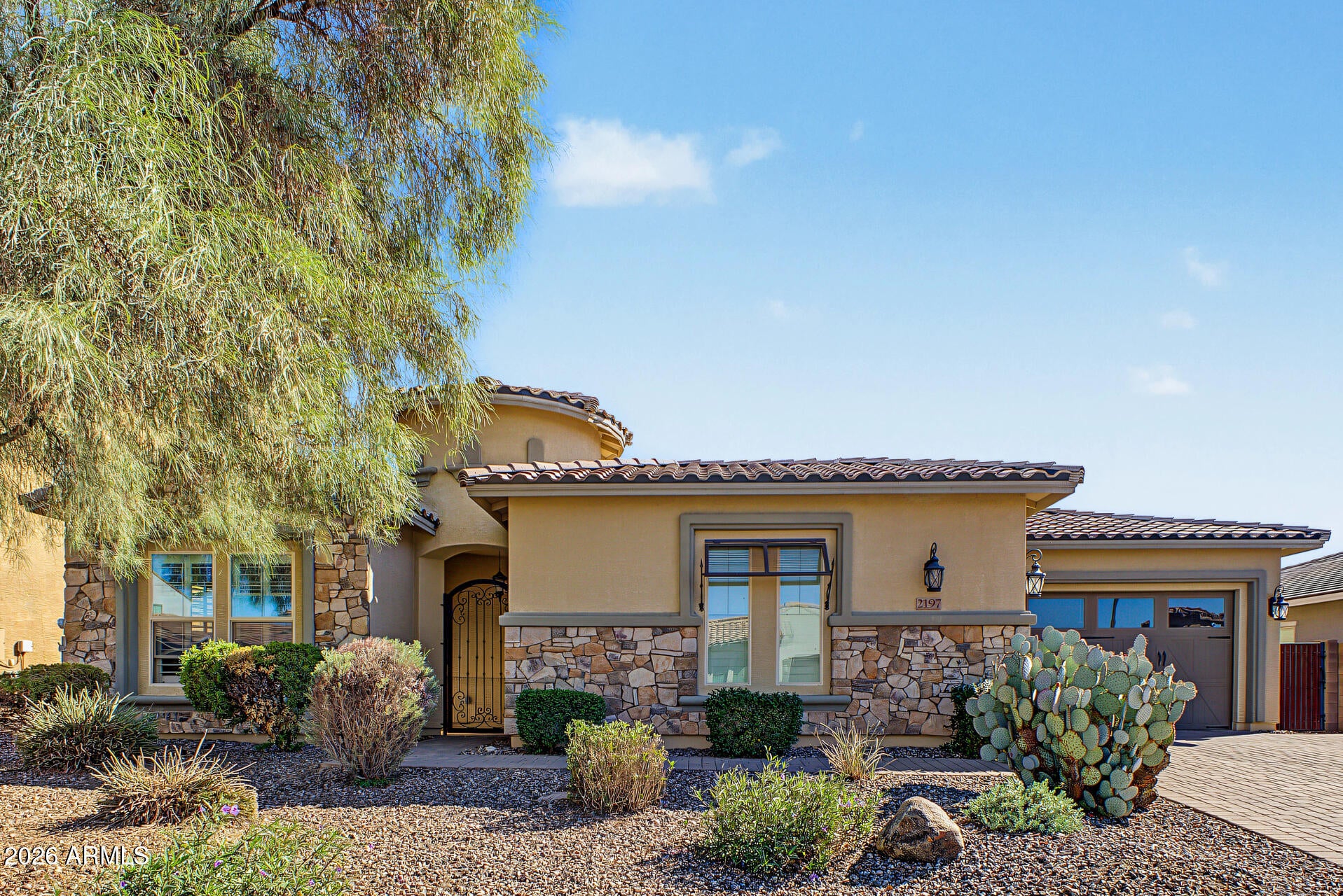 2197 E LINDRICK Drive