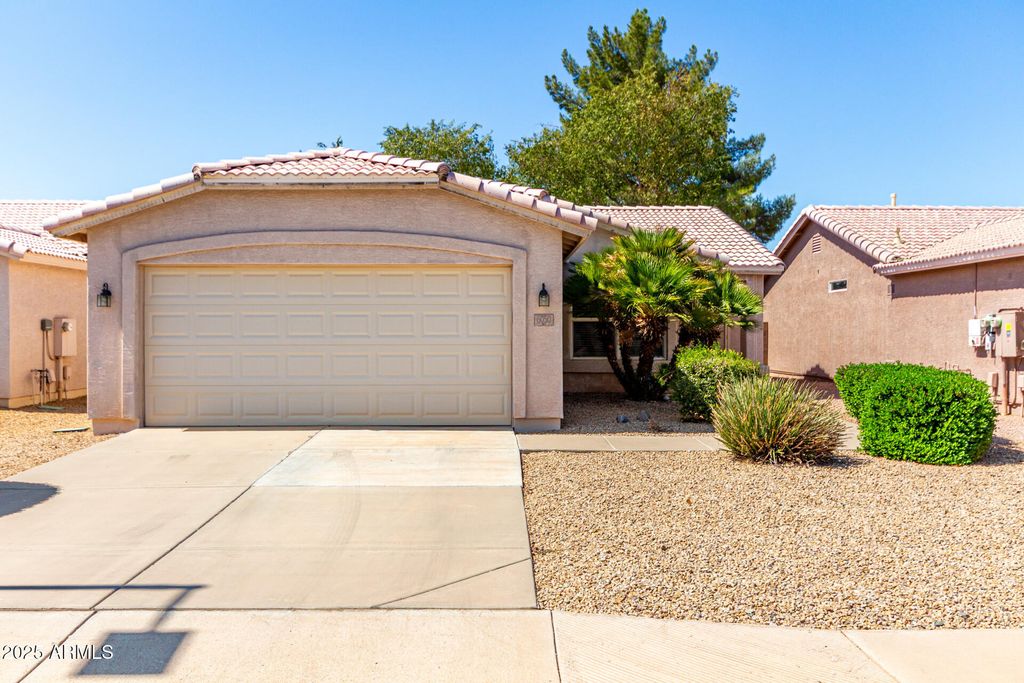 Photo of 6050 S Windstream Place, Chandler, AZ 85249 (MLS # 6917847)