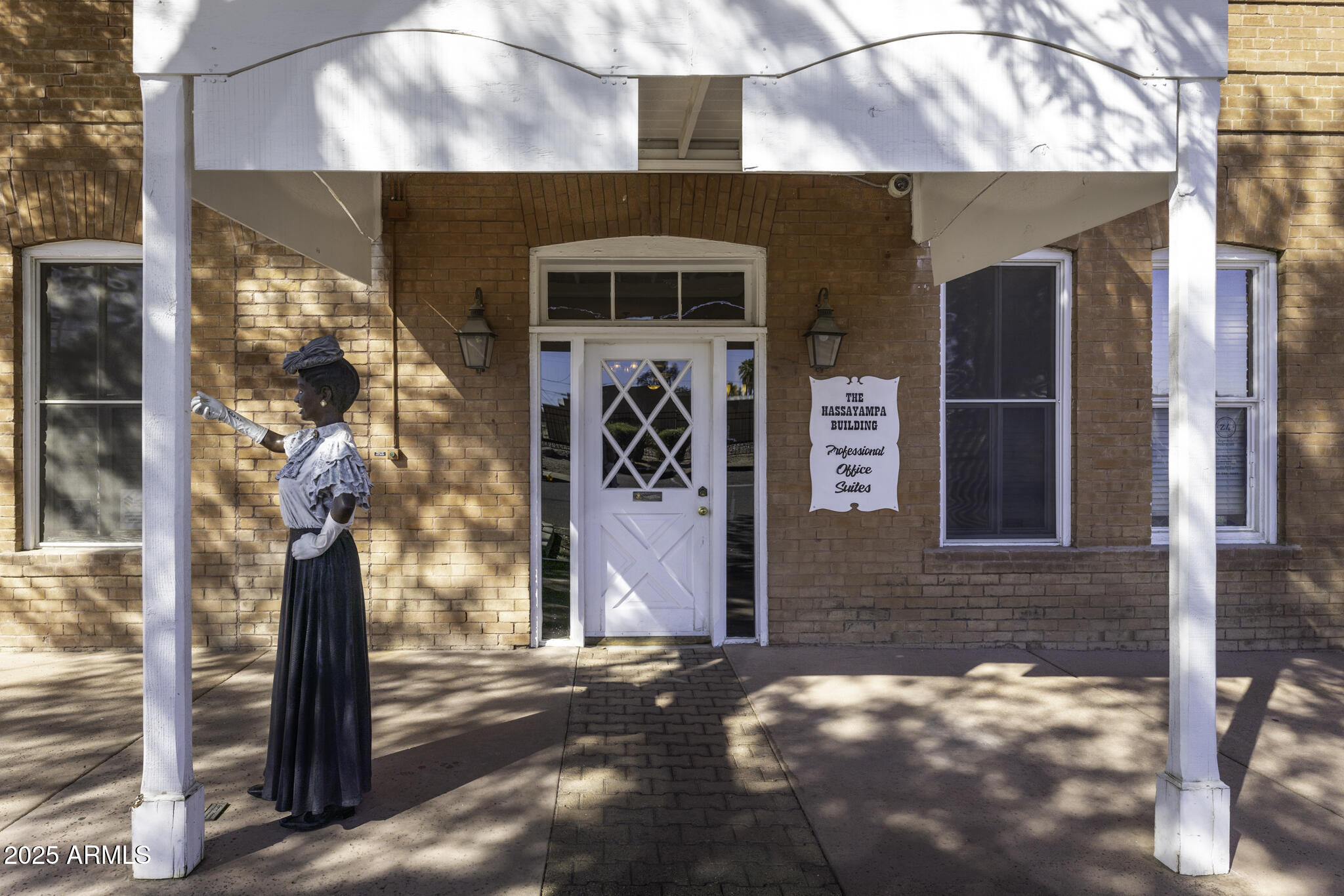 78 N FRONTIER Street