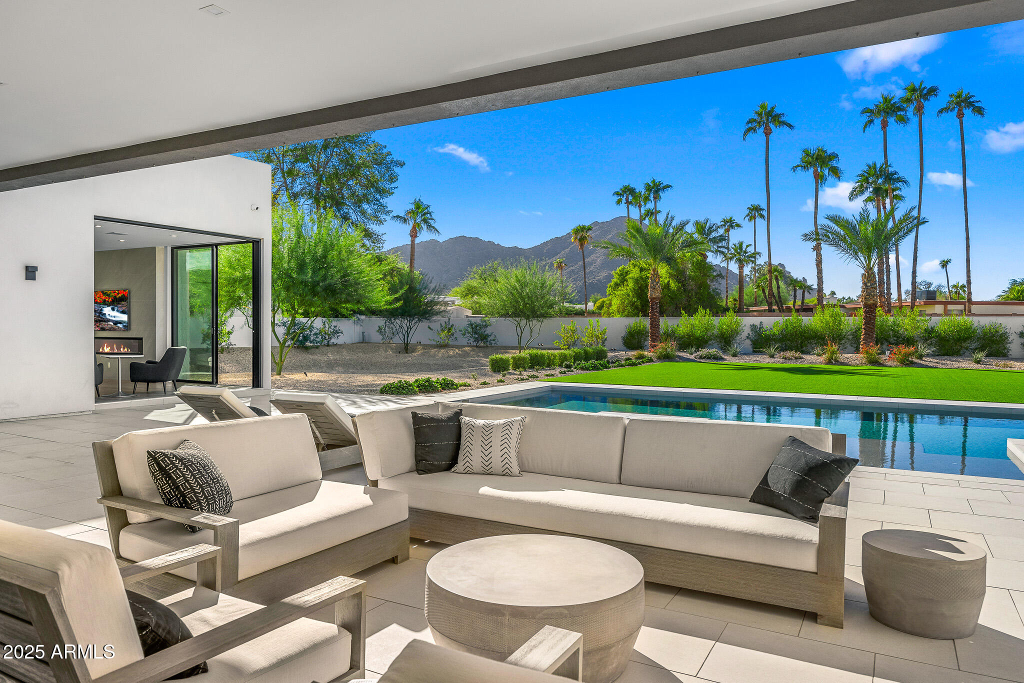 5800 N MONTE VISTA Drive