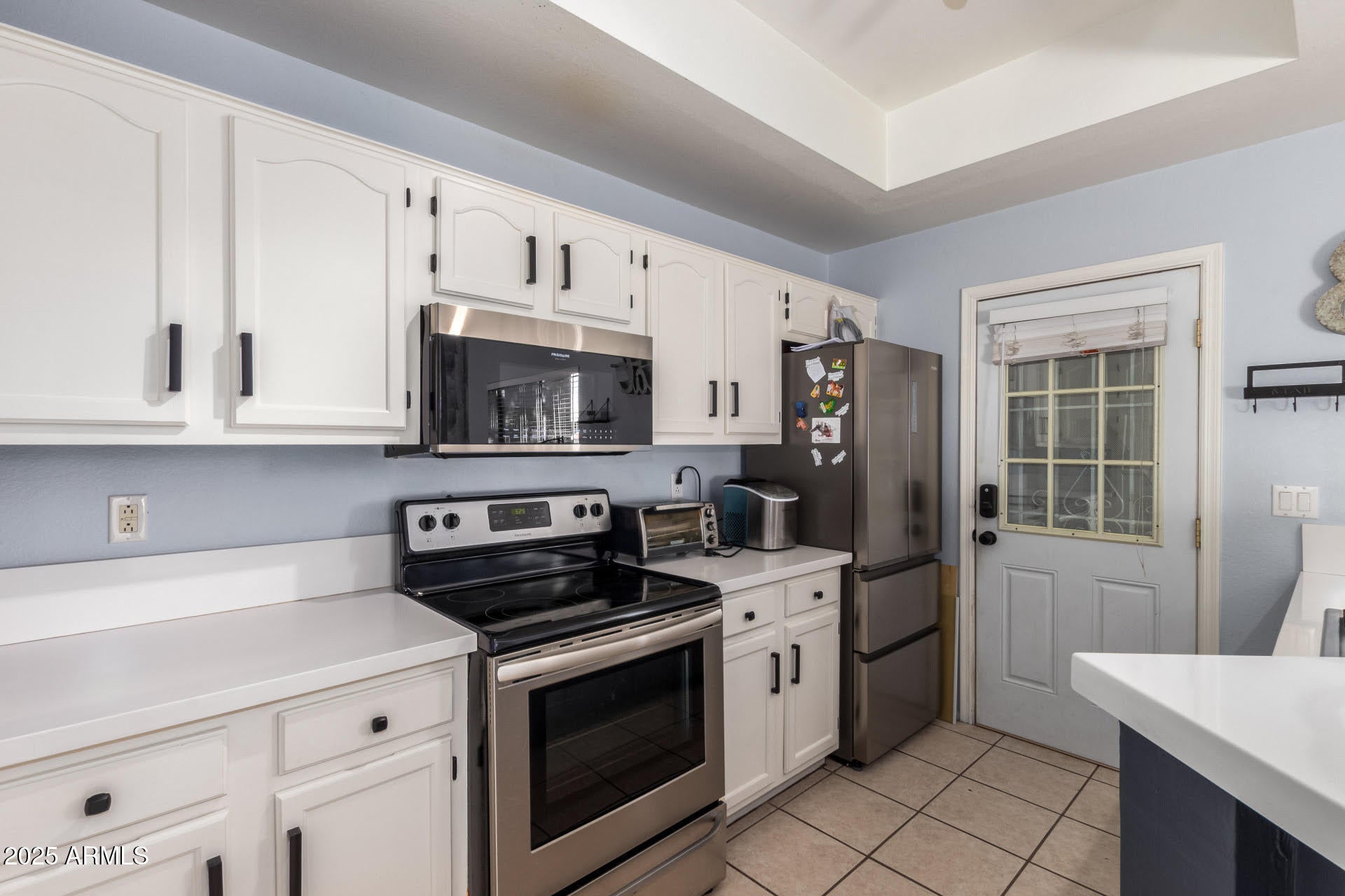 1017 E Maryland Avenue Unit 110