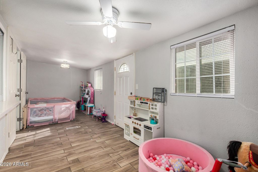 Photo of 10955 N 79th Avenue #95, Peoria, AZ 85345 (MLS # 7023311)
